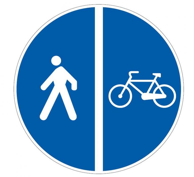 Disc with a diameter of 60 cm class 1 fig. 92 / a "cycle path adjacent to the sidewalk"